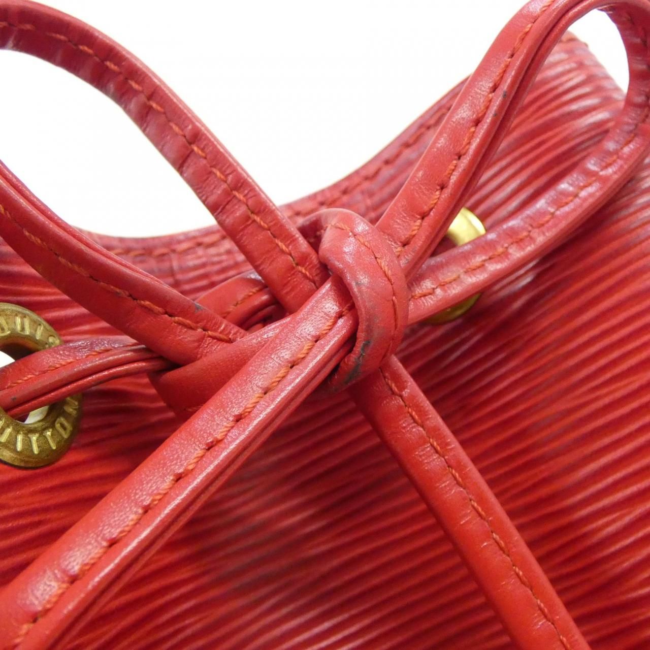 Louis Vuitton Epi Noe Shoulder — view 7