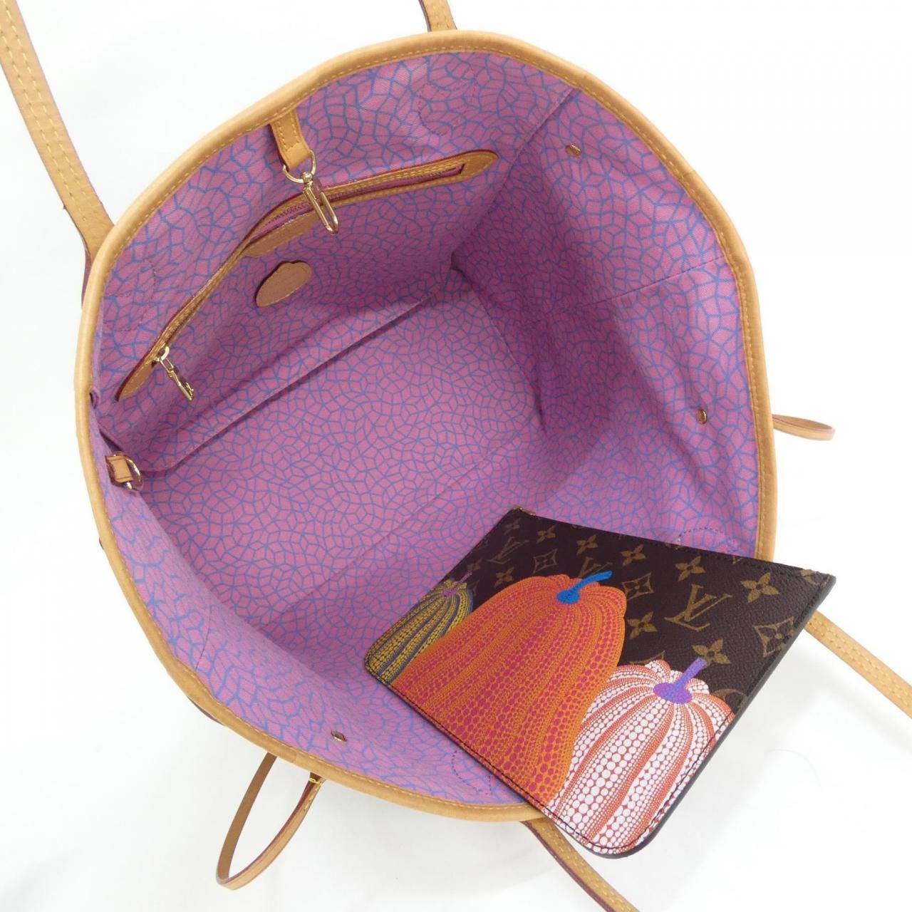 Louis Vuitton Monogram Neverfull MM — view 9