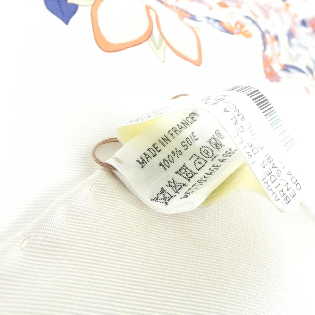 Hermes Brides de Gala en Fleurs Carre Scarf — view 3
