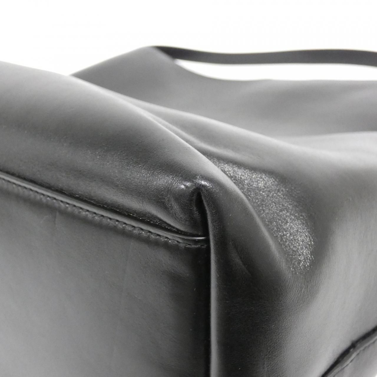 Saint Laurent Gold Hobo Aadtx — view 3