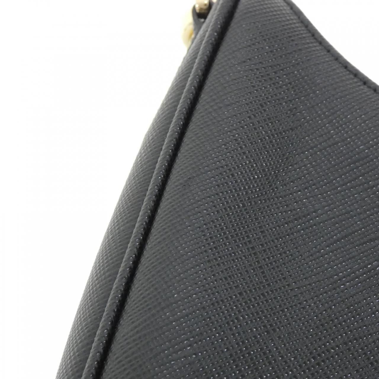 Prada Shoulder Bag Gold — view 4