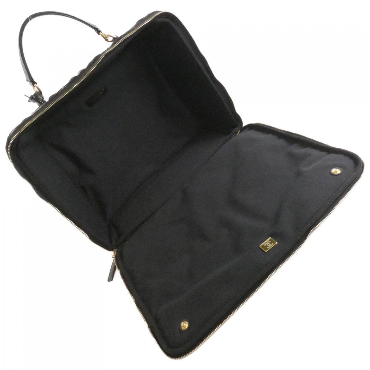 Chanel Boston Bag Travel Bags Black — view 7