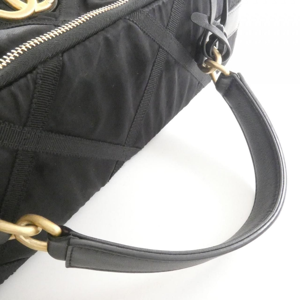 Chanel Boston Bag Travel Bags Black — view 6