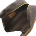 Louis Vuitton Rocca Dopp Kit Clutch — view 2