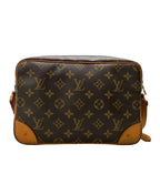 Louis Vuitton Shoulder Bag Crossbody Trocadero 27 Monogram — view 2
