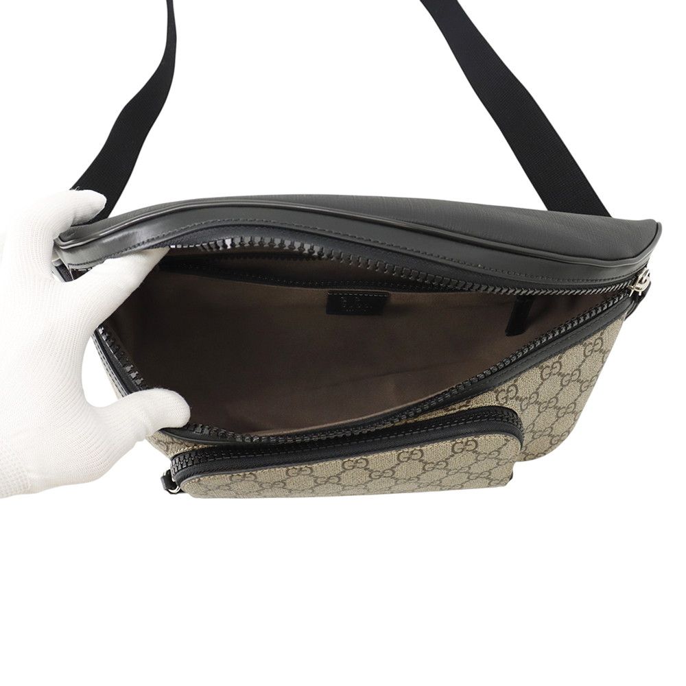 Gucci Belt Bag GG Supreme Bag Black — view 6