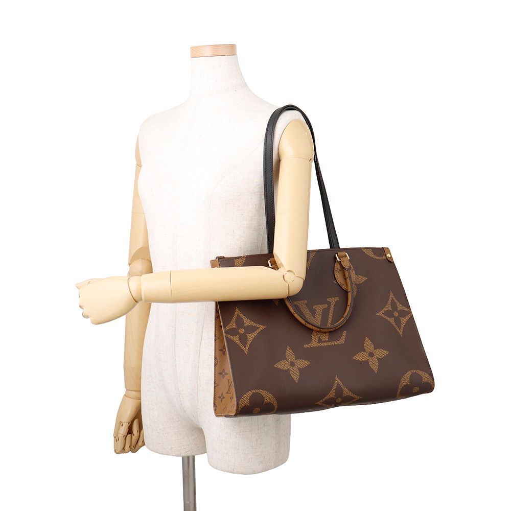 Louis Vuitton Tote Monogram Reverse Giant On The Go MM Handbag 2-Way — view 5
