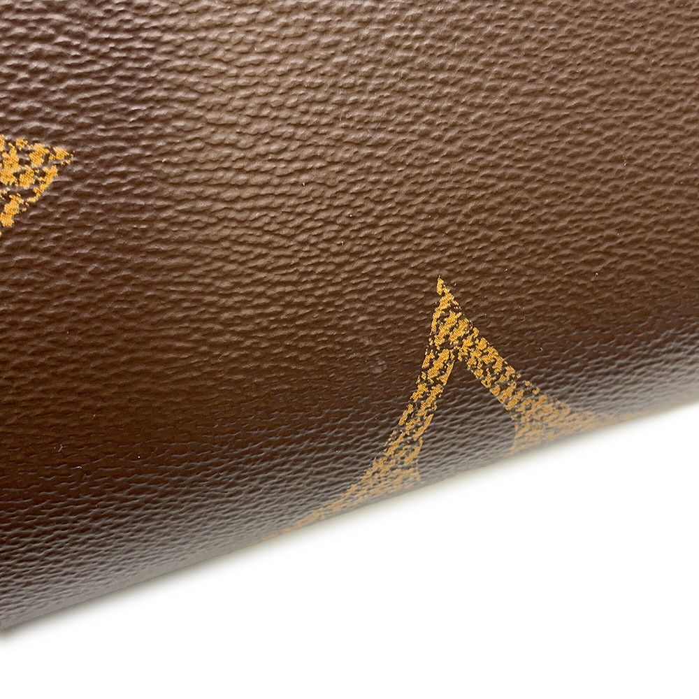 Louis Vuitton Tote Monogram Reverse Giant On The Go MM Handbag 2-Way — view 9