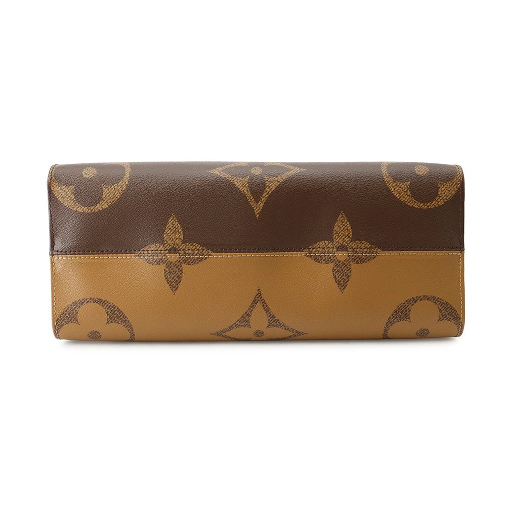 Louis Vuitton Tote Monogram Reverse Giant On The Go MM Handbag 2-Way — view 3
