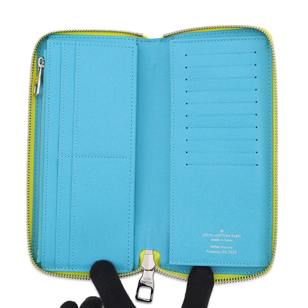 Louis Vuitton Wallet Monogram Playground Zippy Vertical — view 4