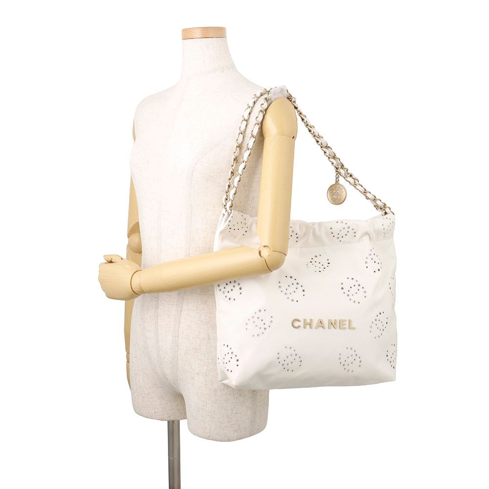 Chanel Chain Shoulder Bag Quilted Perforated 22 Small White — view 4