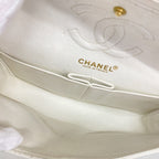 Chanel Shoulder Bag Quilted Lambskin White Gold — view 4