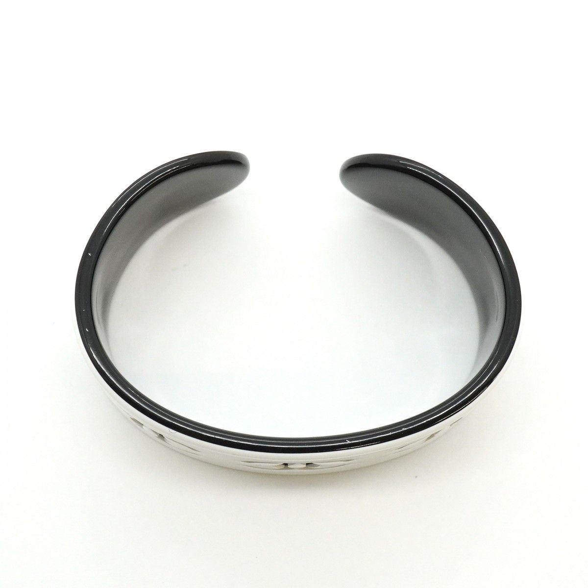 Chanel Bangle CC Logo Plastic White Black Cles Bracelet — view 3