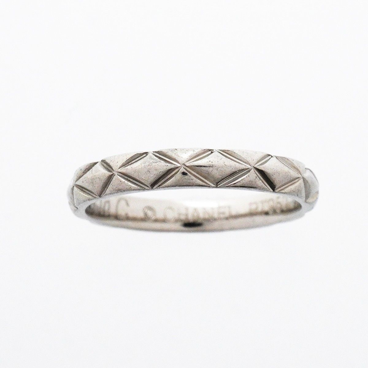 Chanel Ring Quilted Platinum — view 2