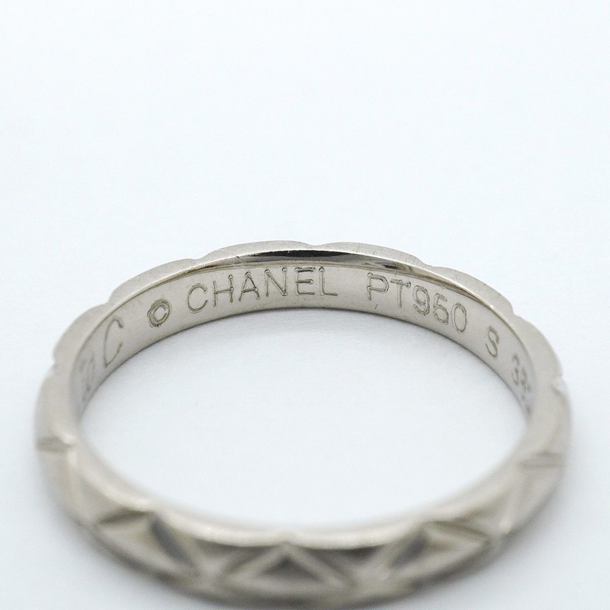 Chanel Ring Quilted Platinum — view 4