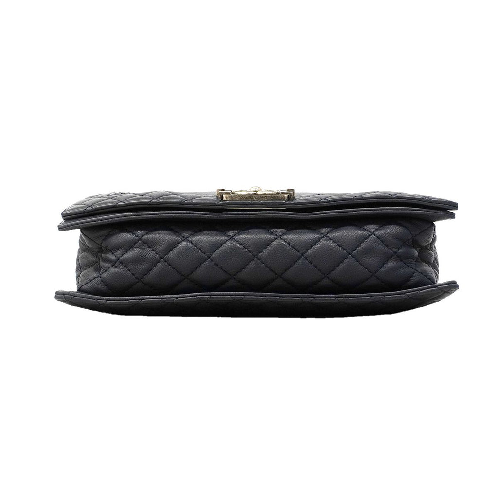 Chanel Shoulder Bag Boy Lambskin Navy Silver — view 3