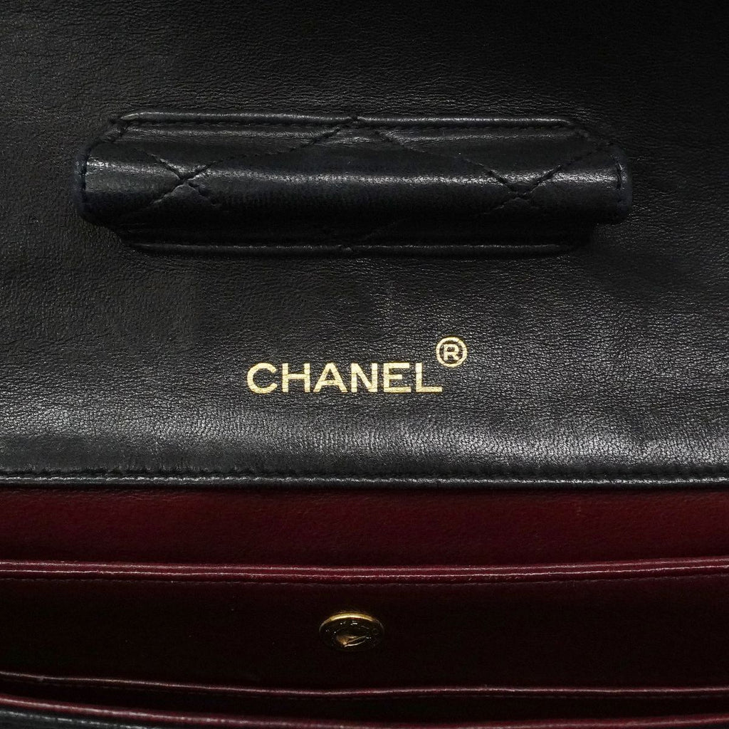 Chanel Shoulder Bag Quilted Lambskin Black Gold — view 5