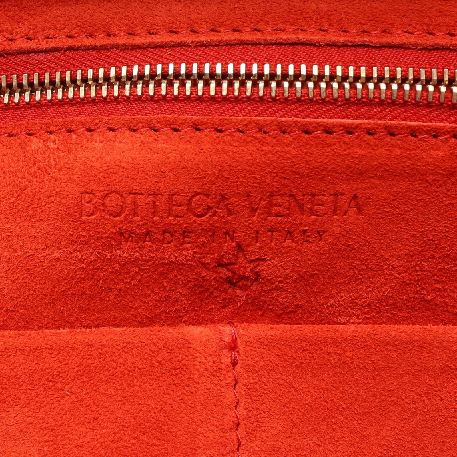 Bottega Veneta Tote Arco Maxi Intrecciato Red Suede — view 4