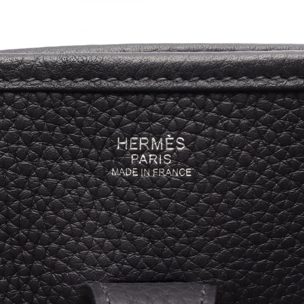 Hermes Shoulder Bag Evelyne 3 Trois PM Canvas Leather — view 4