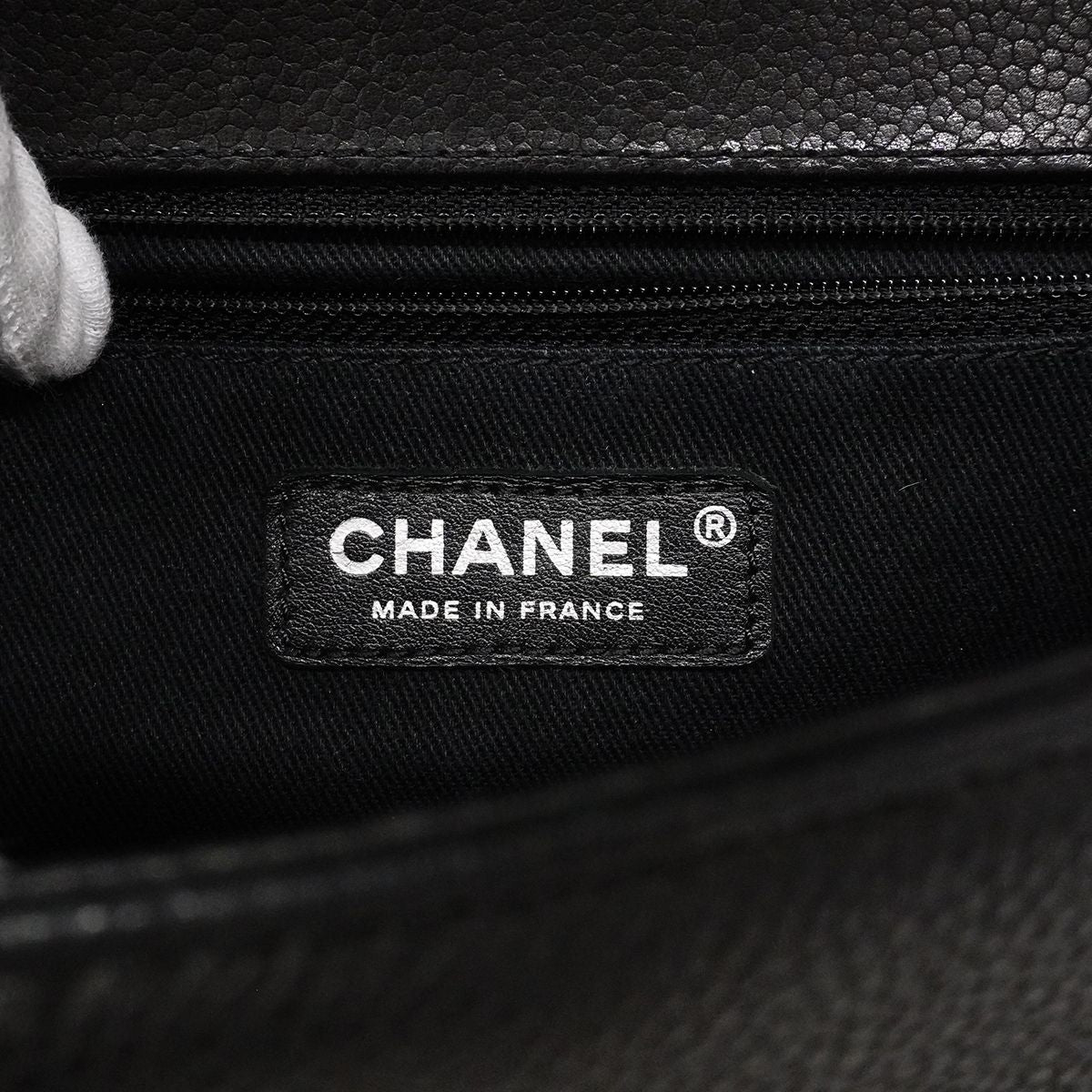 Chanel Shoulder Bag Boy Caviar Leather Black Silver — view 5