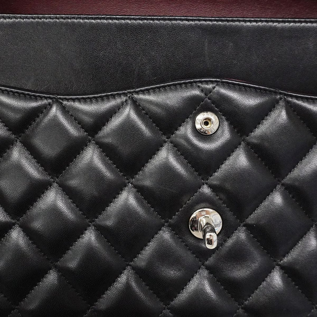 Chanel Shoulder Bag Deca Quilted Lambskin Black Silver — view 9