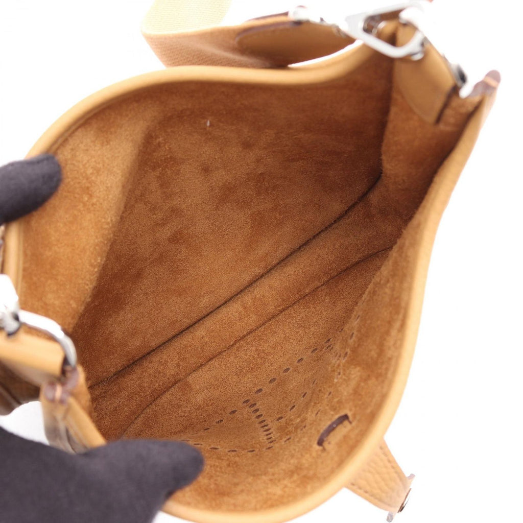 Hermes Shoulder Bag Evelyne 23 Biscuit Leather — view 3