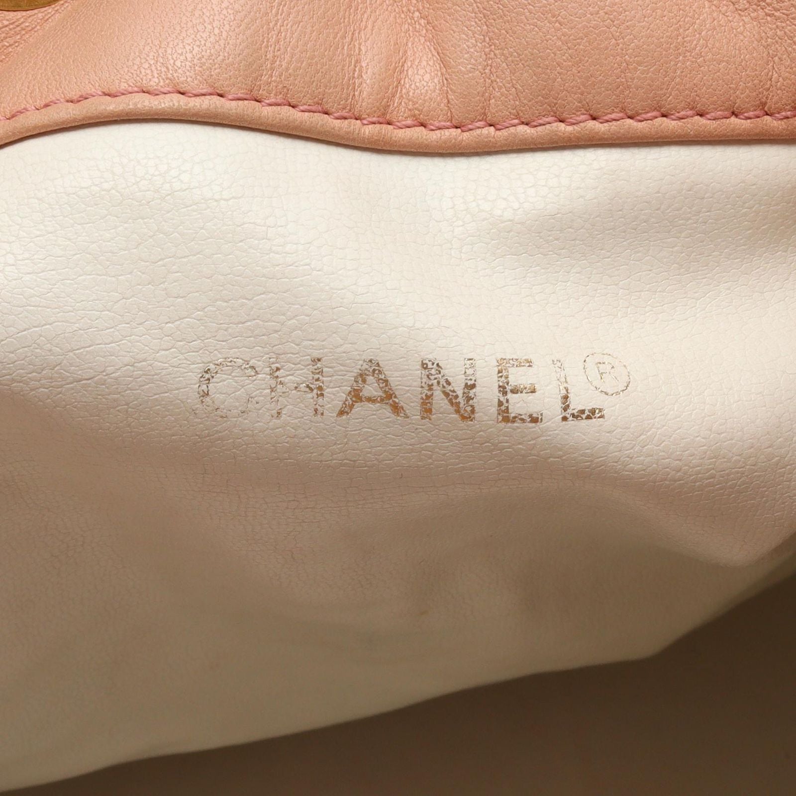 Chanel Shoulder Bag CC Logo Drawstring Light Pink Lambskin CC — view 4