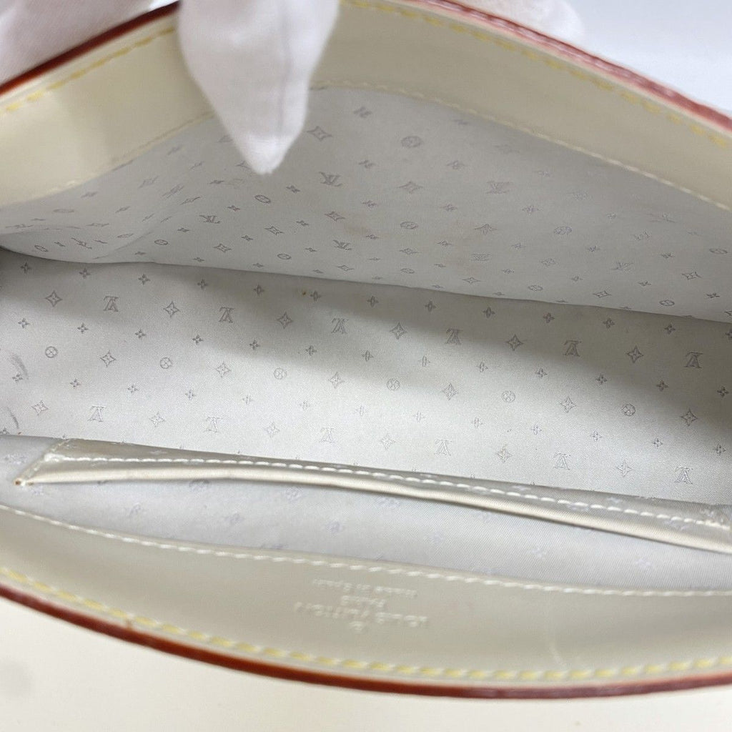 Louis Vuitton Shoulder Bag Suhali Tarantue Blanc — view 4