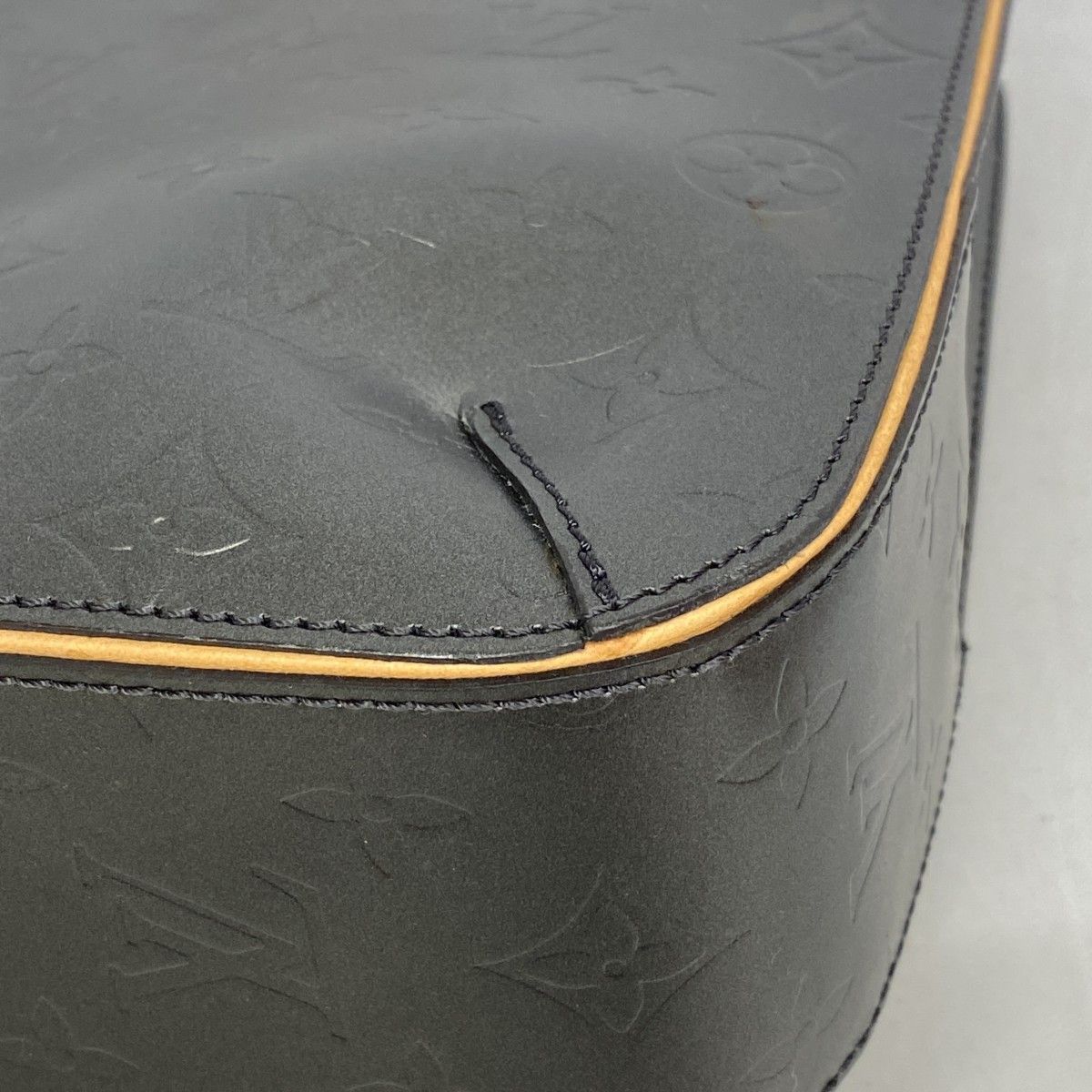 Louis Vuitton Handbag Monogram Matt Malden Noir — view 8