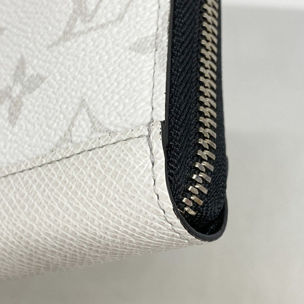 Louis Vuitton Wallet Taigarama Zippy Horizontal Optic White — view 5
