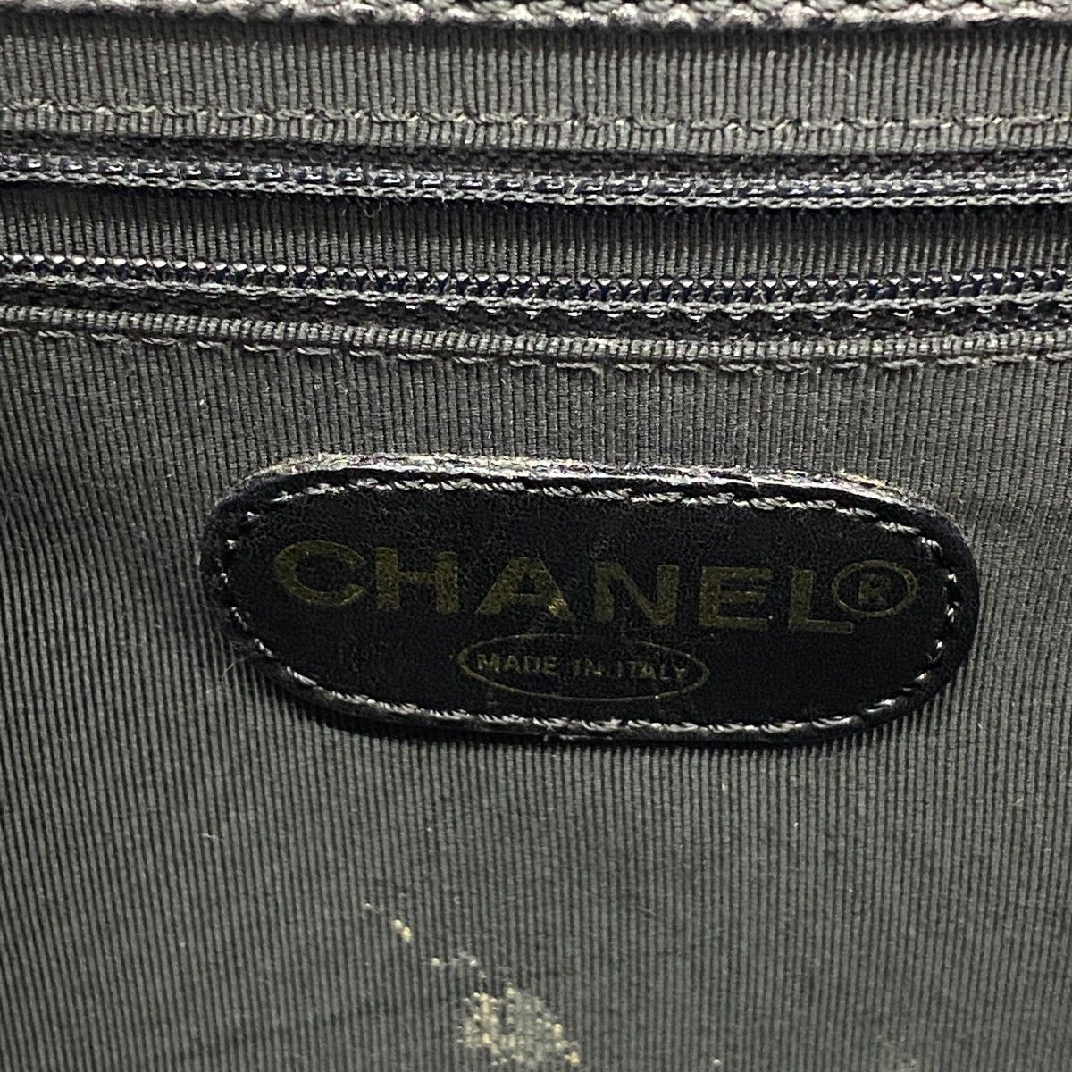Chanel Tote Caviar Leather Black Gold — view 5