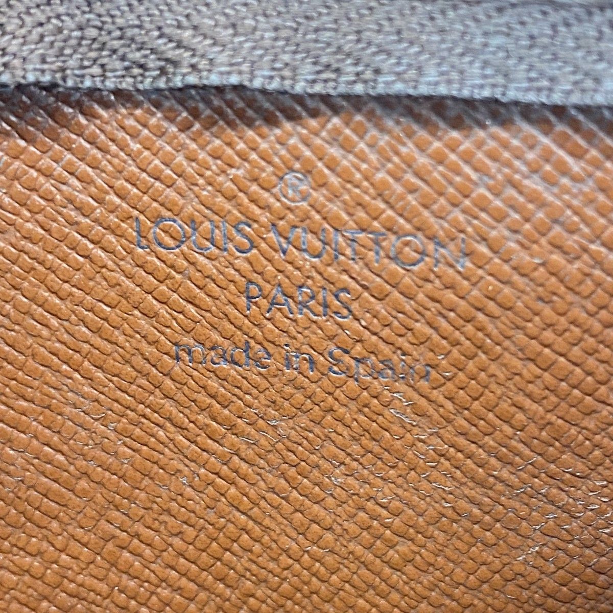 Louis Vuitton Coin Case Monogram Pochette Cles Brown — view 4