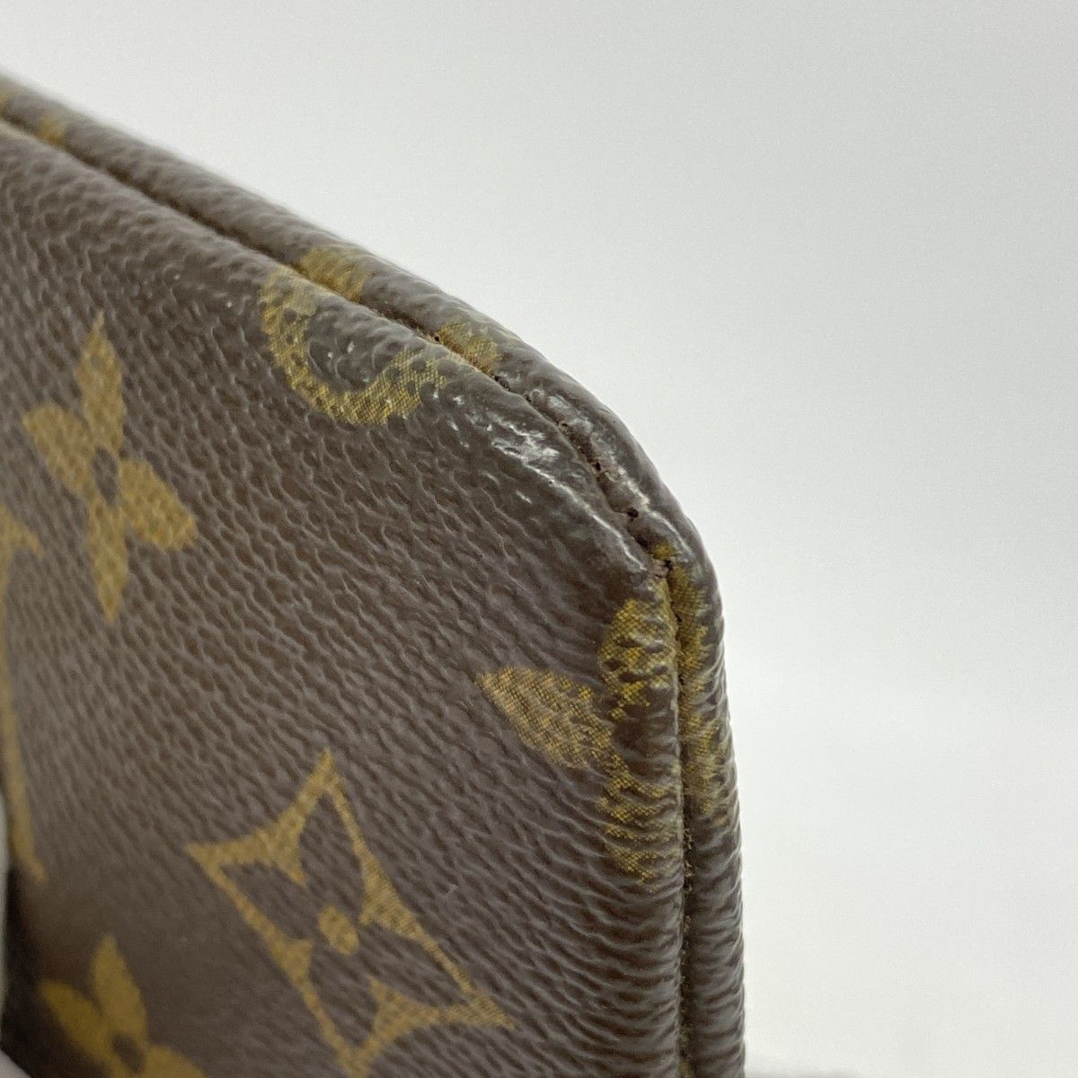 Louis Vuitton Coin Case Monogram Pochette Cles Brown — view 5
