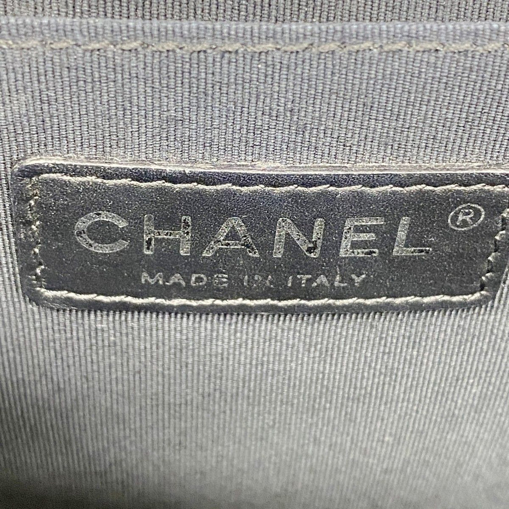 Chanel Shoulder Bag Boy Patent Leather Black Silver — view 5