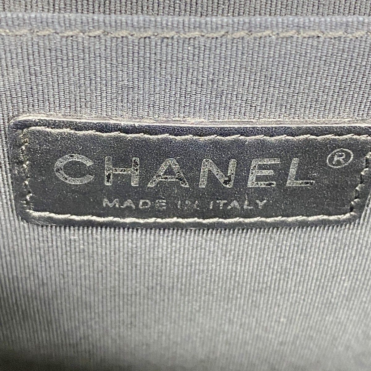 Chanel Shoulder Bag Boy Patent Leather Black Silver — view 5