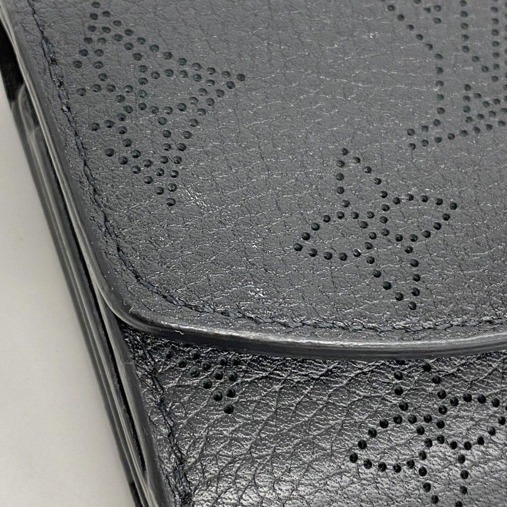 Louis Vuitton Trifold Wallet Mahina Portefeuille Iris XS Noir — view 6