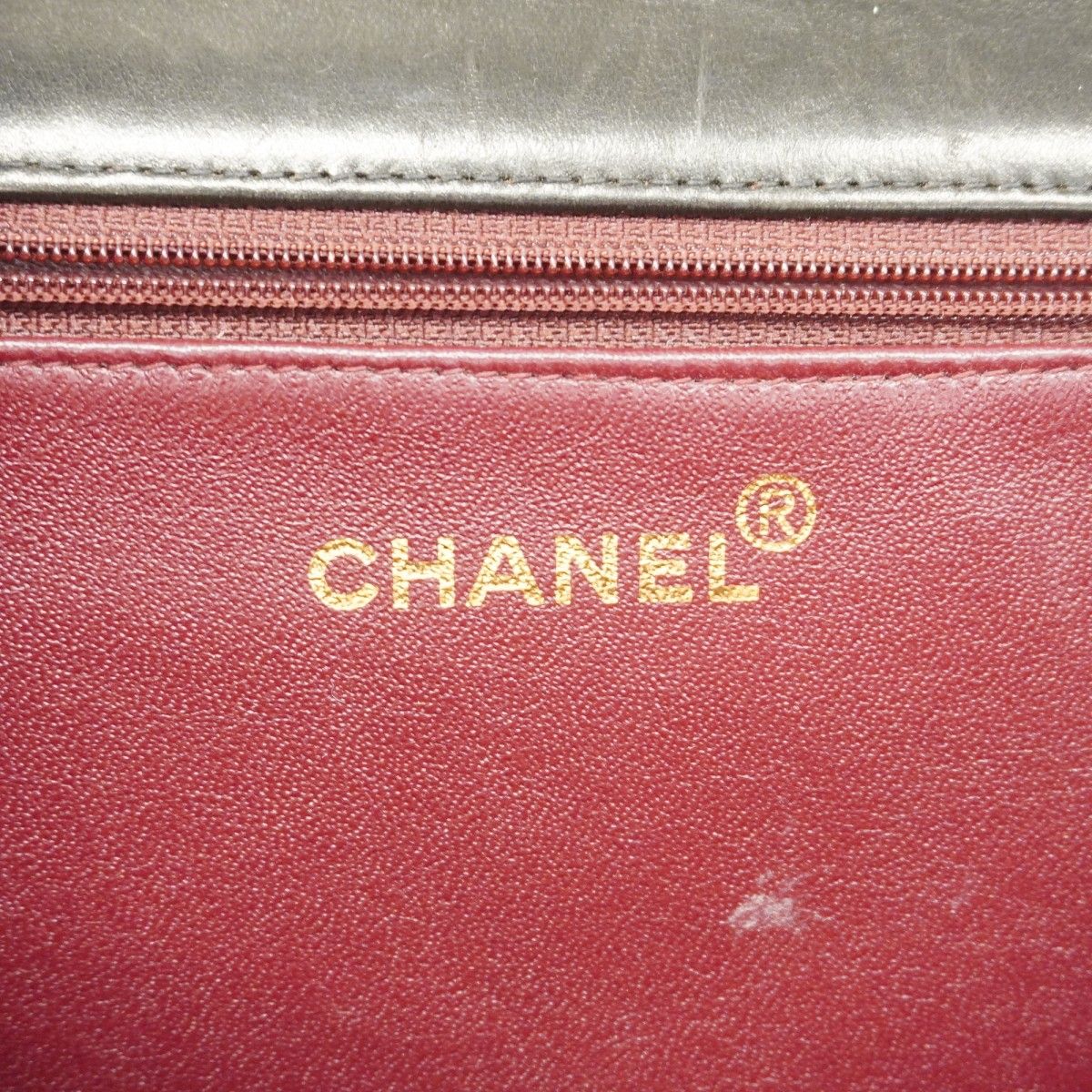 Chanel Shoulder Bag Quilted Lambskin Black Gold — view 5