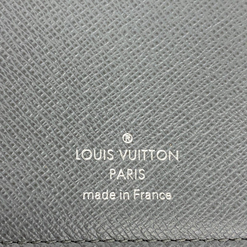 Louis Vuitton Wallet Taiga Portefeuille Brazza Glacier — view 4