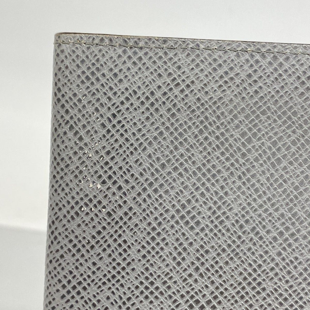 Louis Vuitton Wallet Taiga Portefeuille Brazza Glacier — view 5