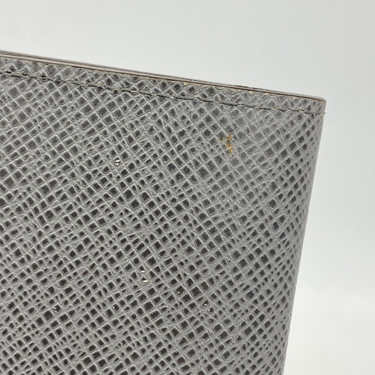 Louis Vuitton Wallet Taiga Portefeuille Brazza Glacier — view 6