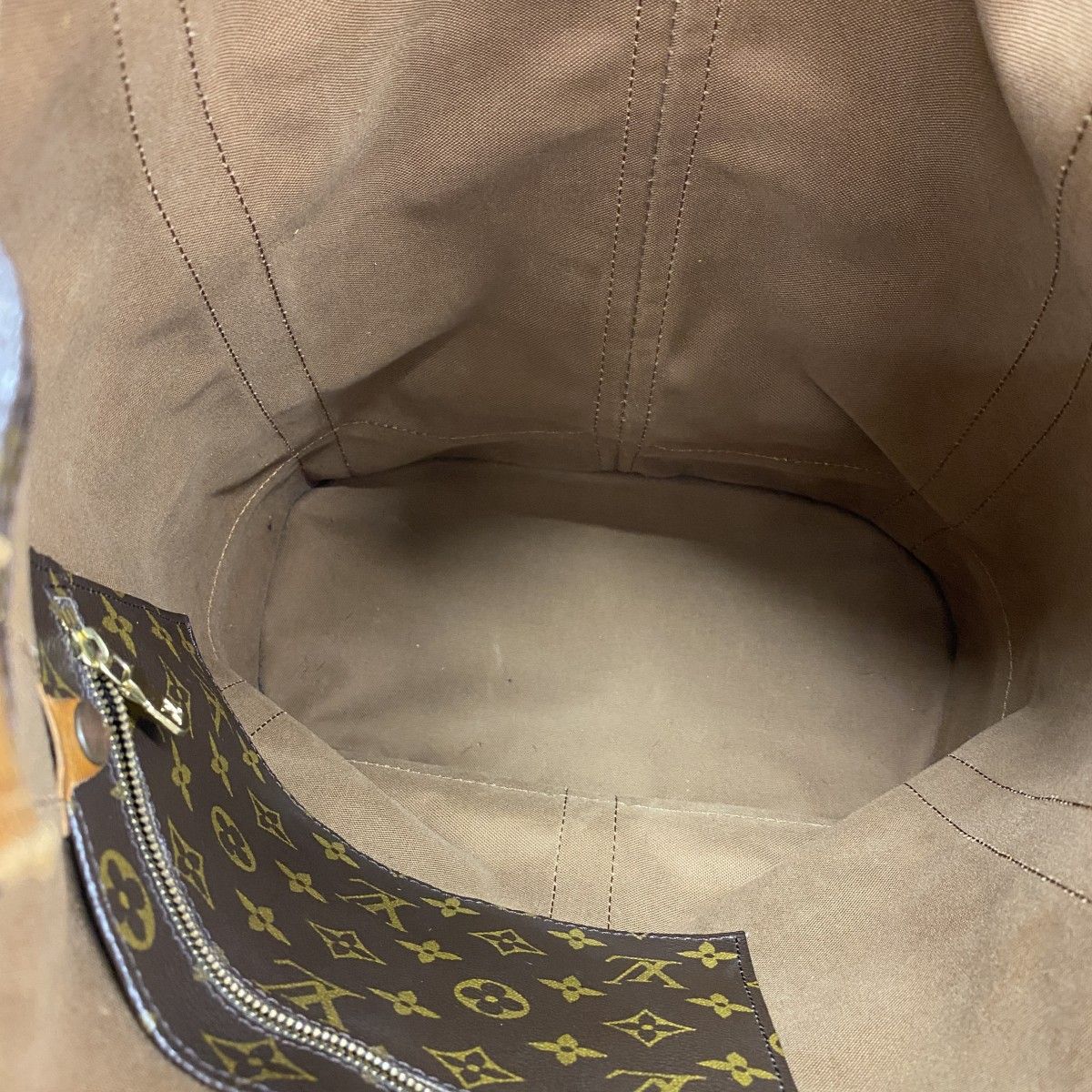 Louis Vuitton Shoulder Bag Monogram Randonnee GM Brown — view 4