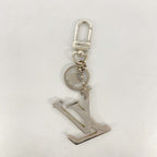 Louis Vuitton Key Holder Charm Porte Cles LV Capucines Pink Silver — view 9