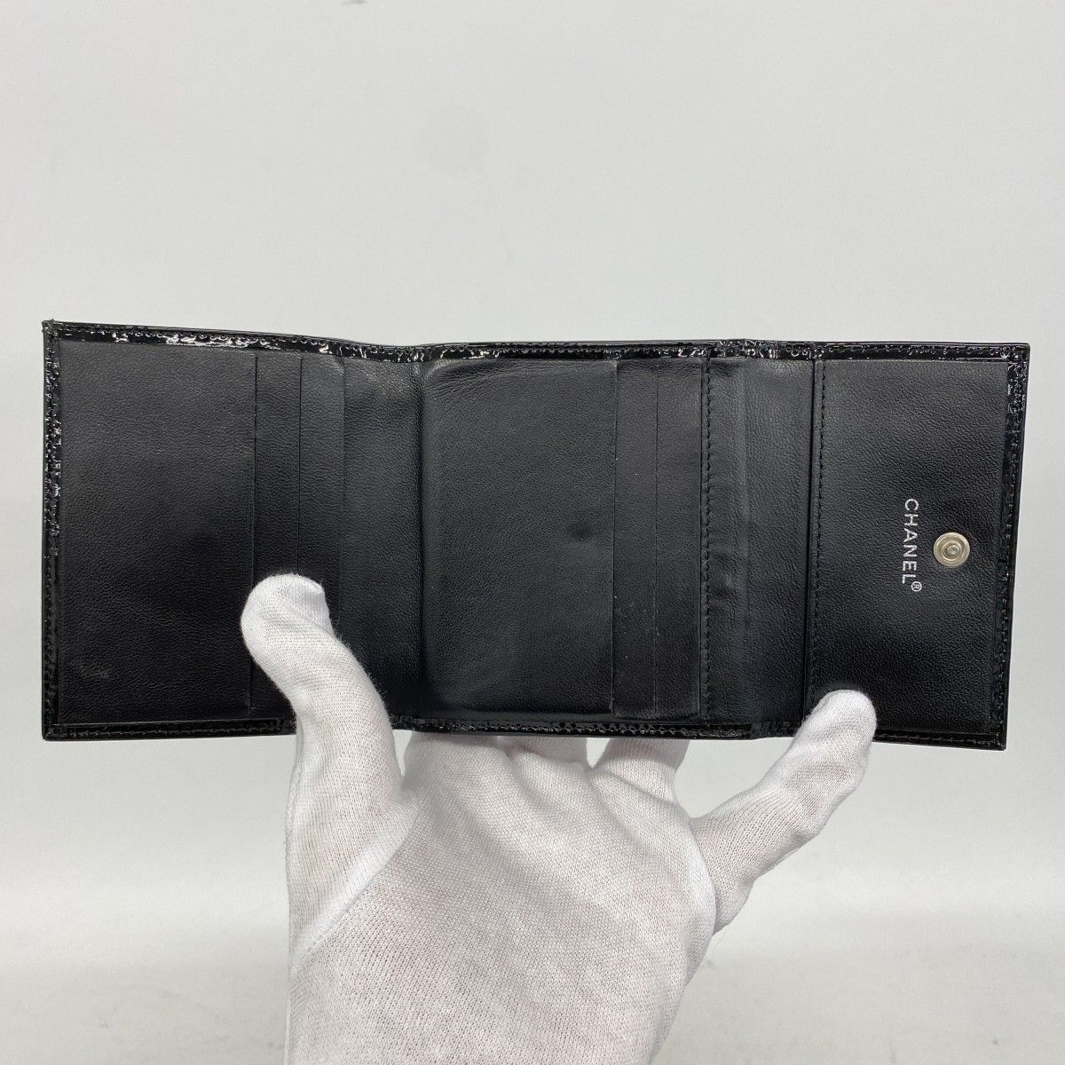 Chanel Trifold Wallet Patent Leather Black Silver — view 3