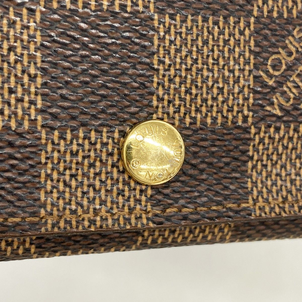 Louis Vuitton Key Case Damier Multicles 4 Ebene Key Holder — view 6