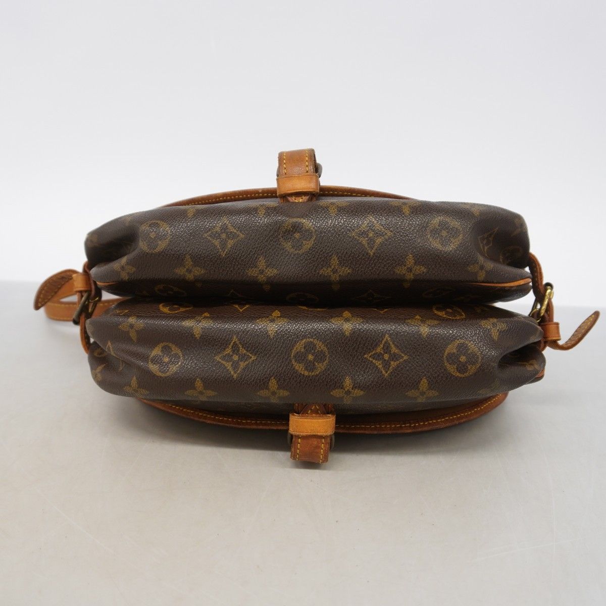 Louis Vuitton Shoulder Bag Monogram Saumur 30 Brown — view 3
