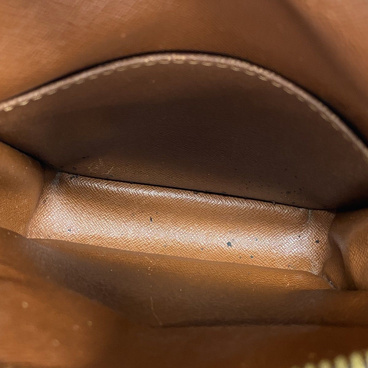 Louis Vuitton Shoulder Bag Monogram Amazon Brown — view 4