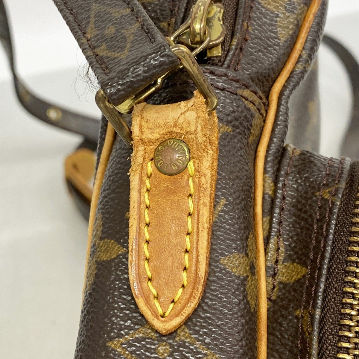 Louis Vuitton Shoulder Bag Monogram Amazon Brown — view 6