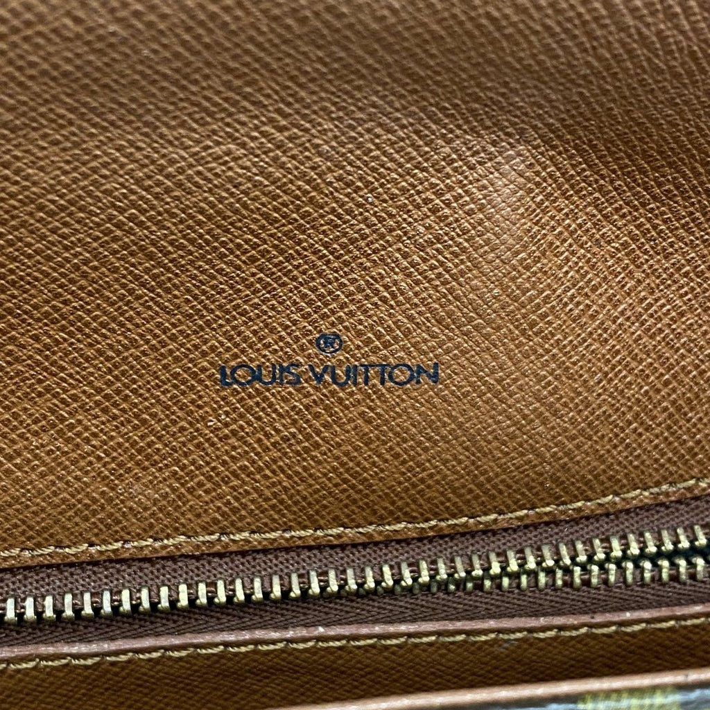 Louis Vuitton Shoulder Bag Monogram Saint Cloud GM Brown — view 5