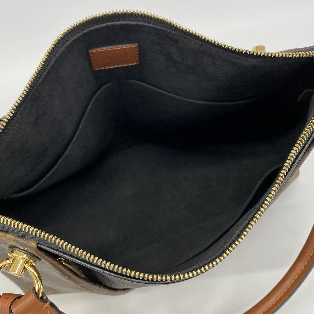 Louis Vuitton Tote Monogram MM Brown Noir — view 4