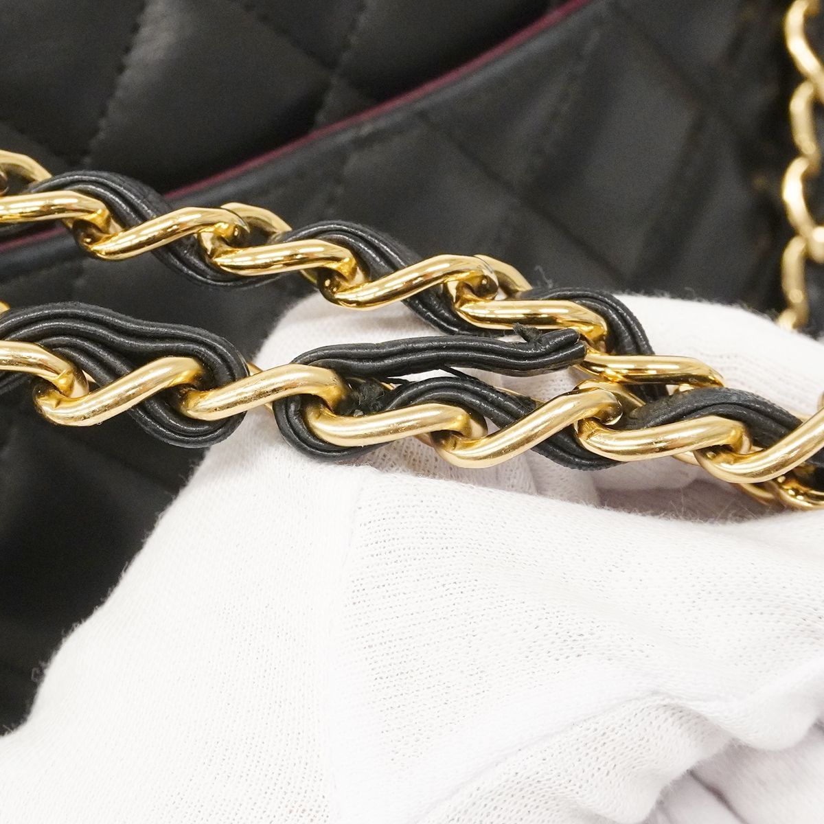 Chanel Shoulder Bag Deca Quilted Lambskin Black Gold — view 6